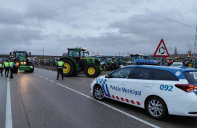 ep imagen de la llegada de tractores a valladolid por la carretera de renedo ep imagen de la llegada de tractores a valladolid por la carretera de renedo