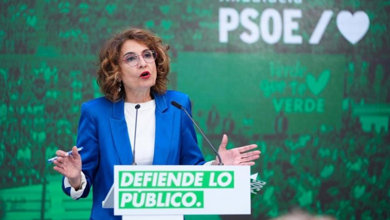 ep la candidata del psoe a las elecciones andaluzas maria jesus montero en una rueda de prensa en la ep la candidata del psoe a las elecciones andaluzas maria jesus montero en una rueda de prensa en la