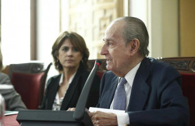 ep la ministra de justicia dolores delgado y el jurista landelino lavilla durante el acto de entrega