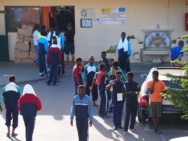 Migrantes en las instalaciones del CETI de Ceuta | CEDIDA ep migranteslas instalacionesceticeuta