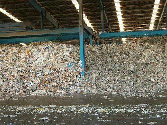 Nave de papel recuperado para su reciclaje | ASPAPEL ep navepapel recuperadosu reciclaje