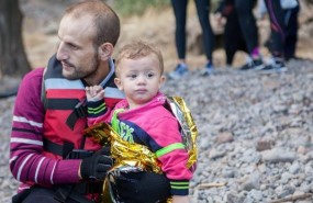 ep padre e hijo refugiados