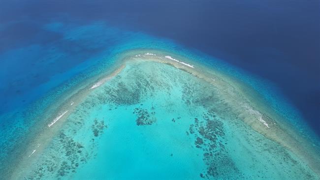 Aguas azules turquesas de las profundidades del océano en Palaos | TRAVIS SCHRAMEK, SCRIPPS INSTITUTION OF OCEANOGRAP ep aguas azules turquesaslas profundidadesoceanopalaos
