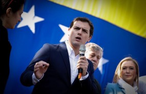 ep albert riveraacto homenajeopositor venezolano leopoldo lopez