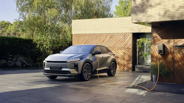ep archivo   toyota c hr electric
