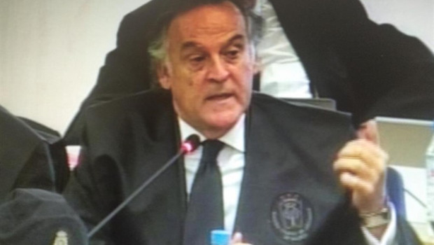 ep el abogado defensor de los exconsejeros de bfa pedro bedia y francisco baquero y del exconsejero