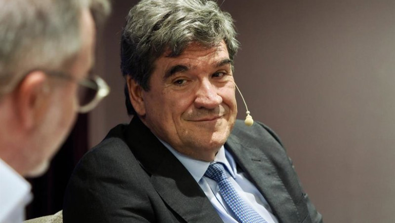 ep el gobernador del banco de espana jose luis escriva durante su intervencion en el foro economico ep el gobernador del banco de espana jose luis escriva durante su intervencion en el foro economico