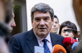 ep el ministro de inclusion seguridad social y migraciones jose luis escriva atiende a los medios
