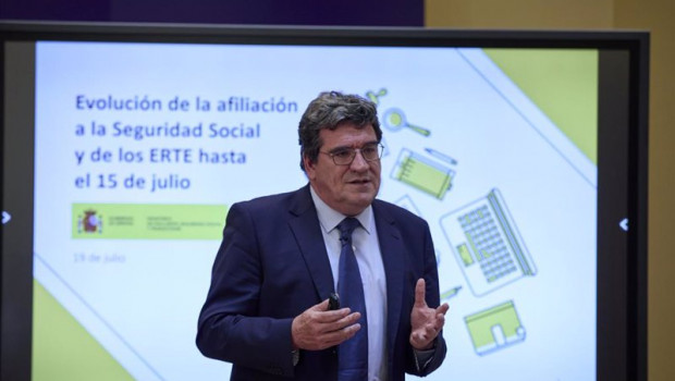 ep el ministro de inclusion seguridad social y migraciones jose luis escriva ofrece un avance de la