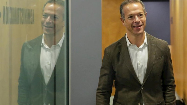 ep el portavoz del grupo socialista en el senado ander gil a su llegada a la presentacion del numero