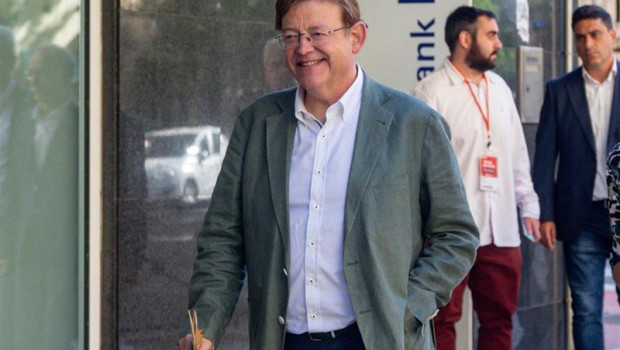 ep el president de la generalitat valenciana ximo puig entra en la reunion del comite federal del