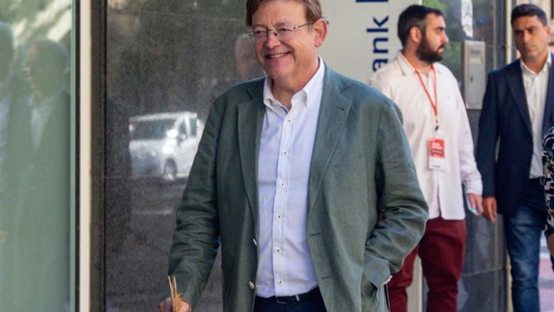 ep el president de la generalitat valenciana ximo puig entra en la reunion del comite federal del