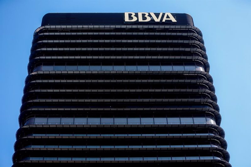 RBC eleva el precio objetivo a BBVA: se comporta mejor que el sector