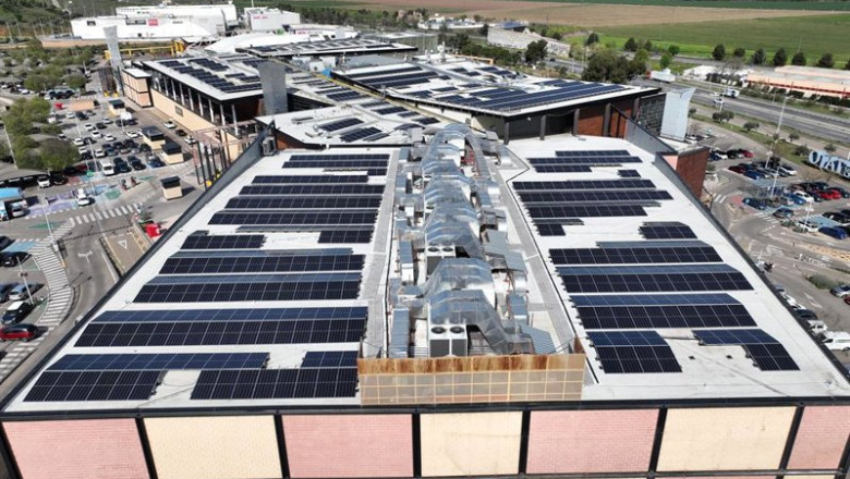 ep greenvolt next desarrolla casi 2 mw de potencia solar para sonae sierra en 4 centros comerciales