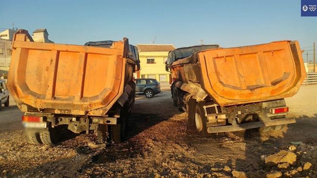 Incendio De Dos Camiones En Las Obras Del AVE,En La Senda De Los Garres | POLICÍA LOCAL DE MURCIA ep incendiodos camioneslas obrasaveensendalos garres