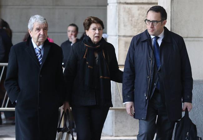 José Salgueiro y Magdalena Álvarez, a su llegada la Audiencia Provincial | Europa Press ep jose salgueiromagdalena alvarez allegadaaudiencia provincial