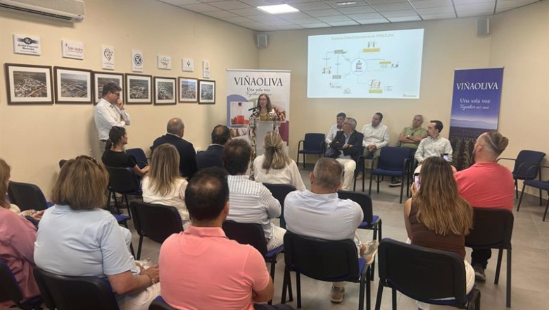 ep la consejera de agricultura ganaderia y desarrollo sostenible mercedes moran en la inauguracion