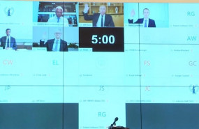 ep los consejeros delagados de amazon jeff bezos facebook mark zuckerberg alphabet sundar pichai y