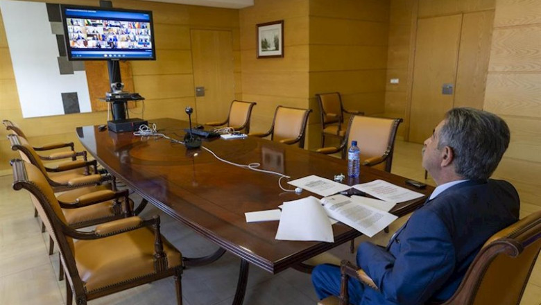 Miguel Ángel Revilla en la reunión entre Pedro Sánchez y los presidentes autonómicos | GOBIERNO DE CANTABRIA ep miguel angel revilla en la reunion entre pedro sanchez y los presidentes autonomicos