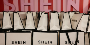 le logo de la marque de mode shein 