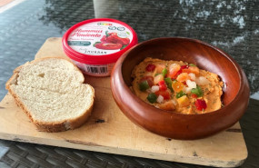 1586168333 hummus de pimiento