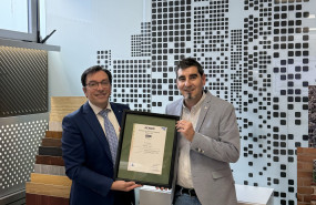 certificado residuo cero otorgado a alucoil por aenor certificado residuo cero otorgado a alucoil por aenor