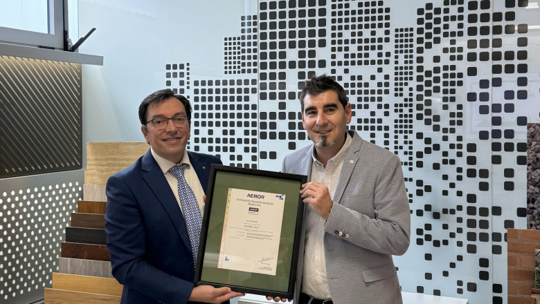 certificado residuo cero otorgado a alucoil por aenor 