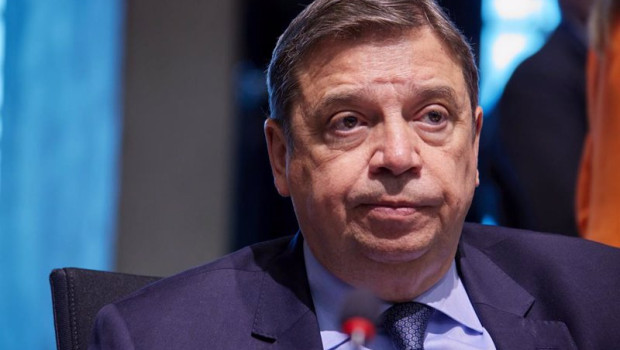 ep archivo el ministro de agricultura pesca y alimentacion luis planas en una imagen de archivo ep archivo el ministro de agricultura pesca y alimentacion luis planas en una imagen de archivo