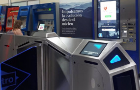 ep archivo   prototipo de indra para los nuevos tornos de acceso a metro de madrid que serian