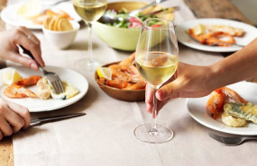 ep archivo   vinos de jerez durante una comida