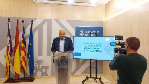 ep el alcalde de palma jaime martinez presenta la nueva ordenanza civica