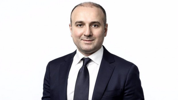 ep el nuevo jefe del equipo de deuda de mercados emergentes de mainfirst andranik safaryan