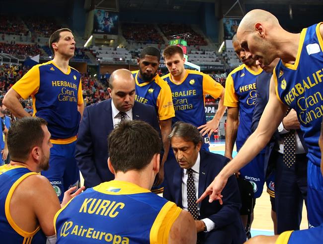ep entrenadorherbalife gran canaria luis casimirounmuerto