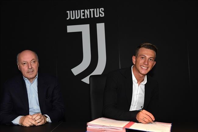 Federico Bernardeschi Ficha Por La Juventus | JUVENTUS FC ep federico bernardeschi fichala juventus