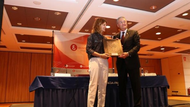 ep fuencisla clemares premiodirectivoano 2018colegioeconomistas