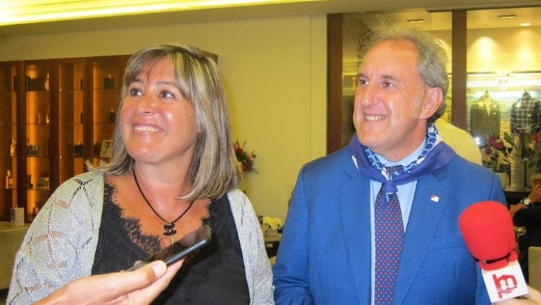 ep la alcaldesahospitalet nuria marin yconcejal bilbaino alfonso gilla aste nagusiabilbao