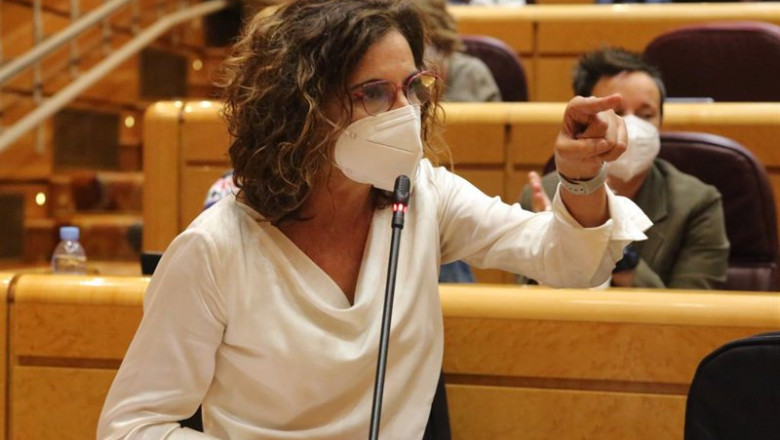 ep la ministra de hacienda y funcion publica maria jesus montero interviene en una sesion de control 20211005194503