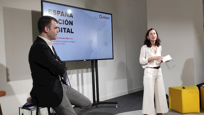 ep la presidenta de adigital carina szpilka y el socio director de sifdi andres garcia en la