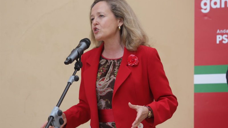 La vicepresidenta y ministra de Economía, Nadia Calviño, este miércoles en Málaga antes de la presentación del Proyecto Digital del PSOE de Andalucía a las elecciones de 19 de junio. | Álex Zea - Europa Press ep la vicepresidenta y ministra de economia nadia calvino este miercoles en malaga antes de la