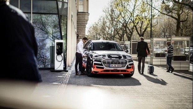 ep nuevo e-tronaudi coche electrico
