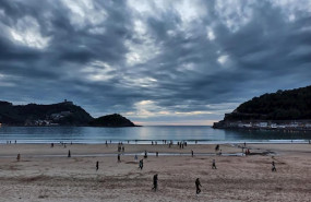 ep playa de la concha san sebastian al anochecer