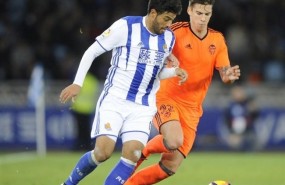 ep santi mina peleabaloncarlos vela real sociedad-valencia