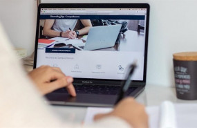 ep una estudiante en una imagen de archivo