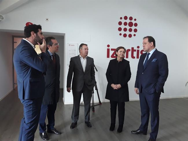VISITA INSTITUCIONAL DE LA ALCALDESA DE GIJÓN A IZERTIS | EUROPA PRESS ep visita institucionalla alcaldesagijonizertis