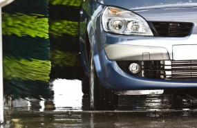 1570523361 car wash image 2 jose antonio s nchez reyes dreamstimecom