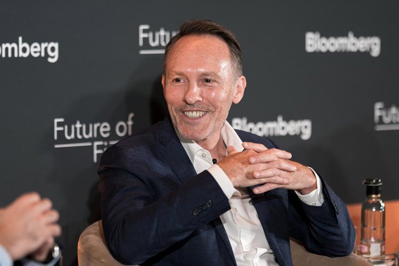 La Junta de HBX ratifica el nombramiento de James Bilefield como director de la firma