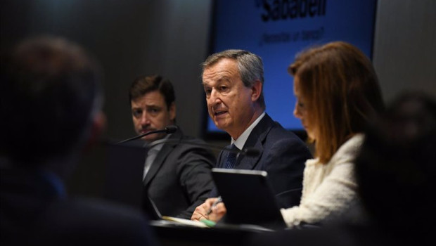 ep archivo el director financiero de banco sabadell leopoldo alvear el consejero delegado del ep archivo el director financiero de banco sabadell leopoldo alvear el consejero delegado del