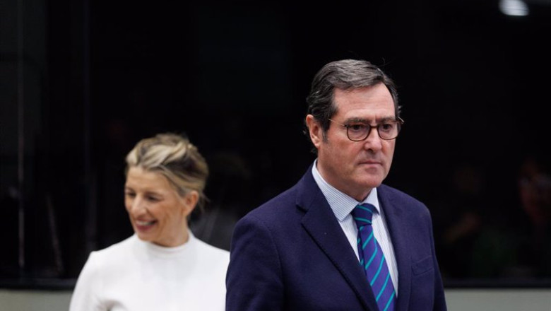 ep archivo l presidente de la ceoe antonio garamendi con la vicepresidenta segunda y ministra de ep archivo l presidente de la ceoe antonio garamendi con la vicepresidenta segunda y ministra de