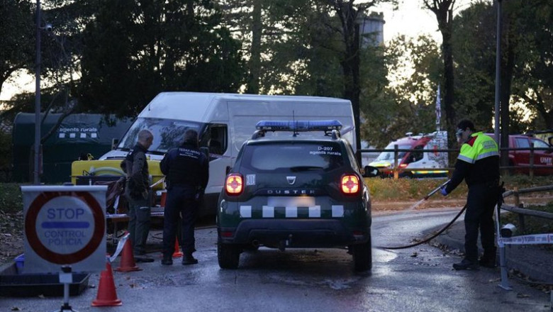 ep archivo   limpieza de los vehiculos de los agents rurals de la generalitat de catalunya