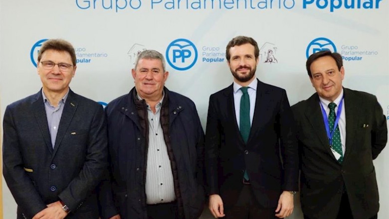 ep el lider del pp pablo casado se reune en el congreso con las organizaciones agracias asaja coag y
